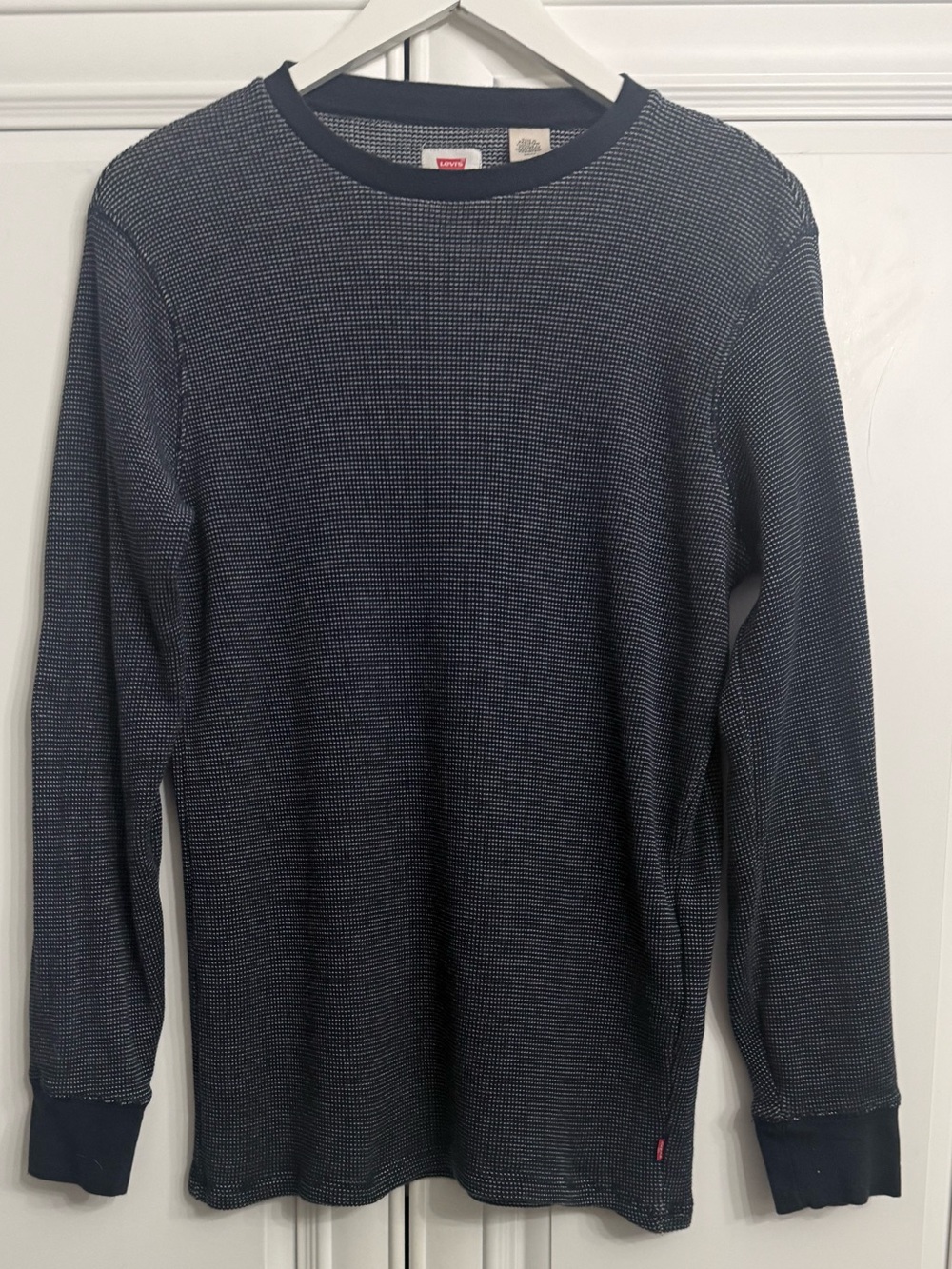 Levi's Men's Navy Blue Long Sleeve Waffle Knit Thermal Shirt Size Small Top